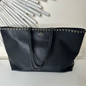 VALENTINO ROCKSTUD TOTE